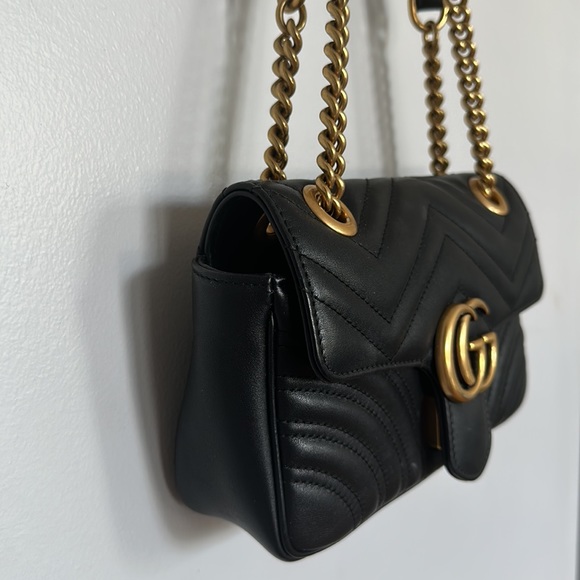 GG Marmont Mini Shoulder Bag - Picture 5 of 8